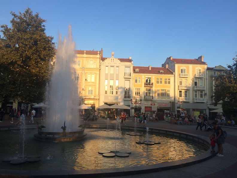 Plovdiv Fountain2.jpeg
